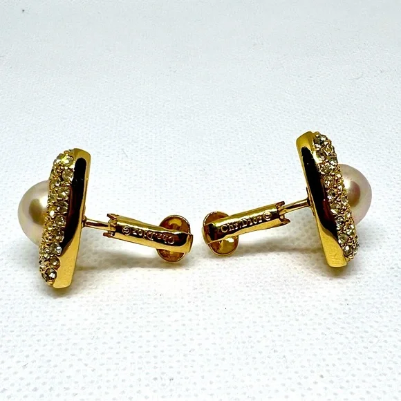 Chr. Dior Vintage Gold Plate Pave’ Crystal Triangular Pearl Clip Earrings - Picture 9 of 10